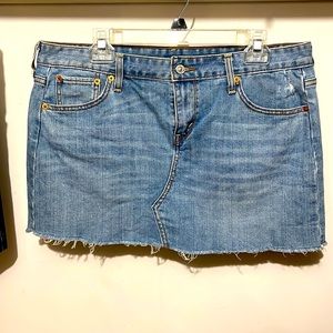 Size 12 Mini Levi’s Jean Skirt